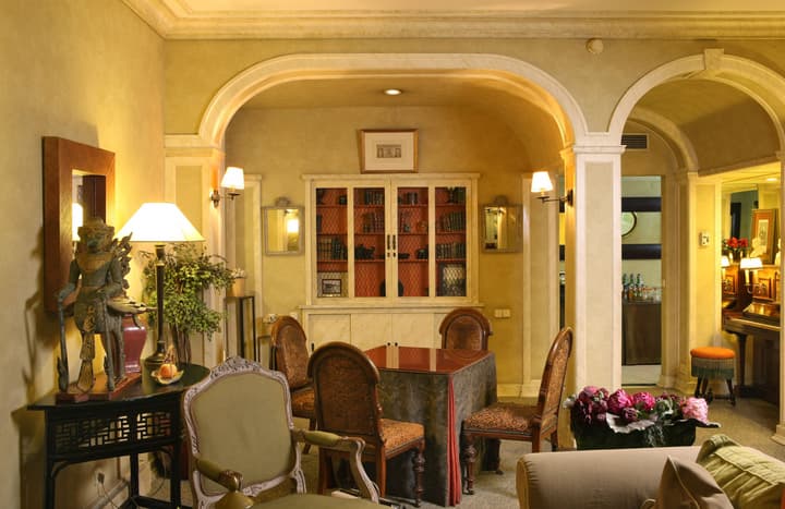 Heritage As Janelas Verdes Inn - Riverside