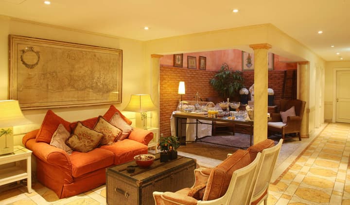 Heritage As Janelas Verdes Inn - Riverside