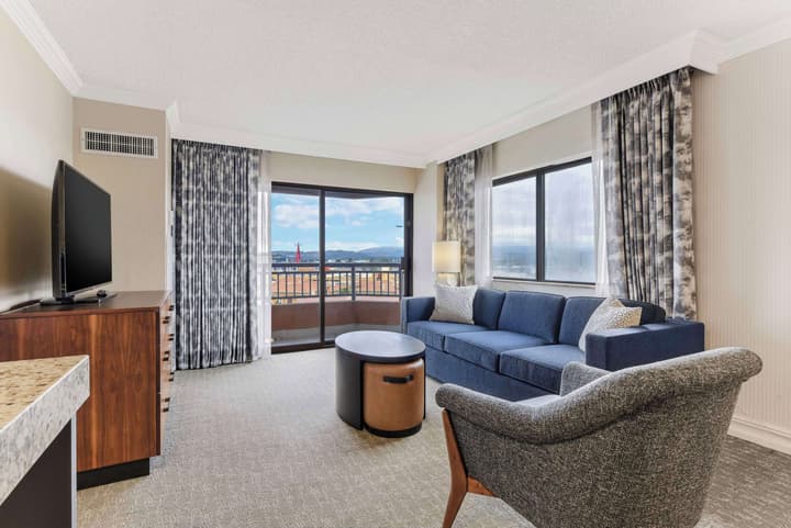 Embassy Suites by Hilton Anaheim Orange