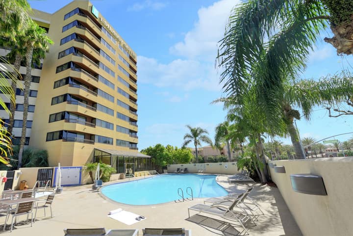 Embassy Suites by Hilton Anaheim Orange