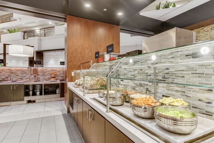 Embassy Suites by Hilton Anaheim Orange