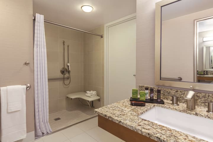 Embassy Suites by Hilton Anaheim Orange