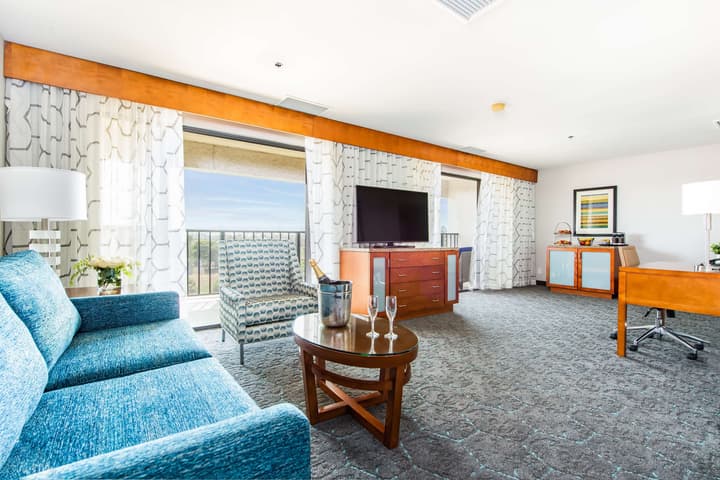 DoubleTree by Hilton Carson