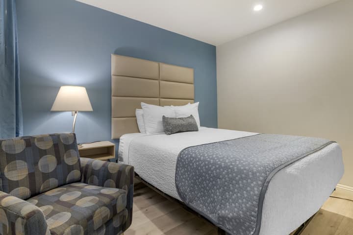 Best Western Orange Plaza