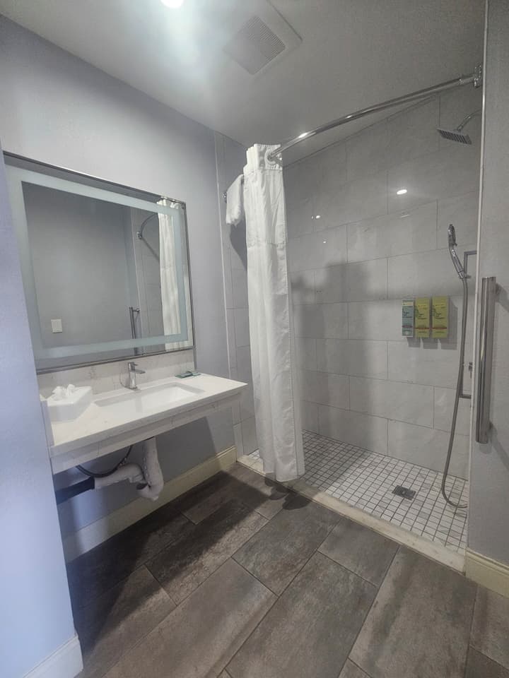 Best Western Orange Plaza