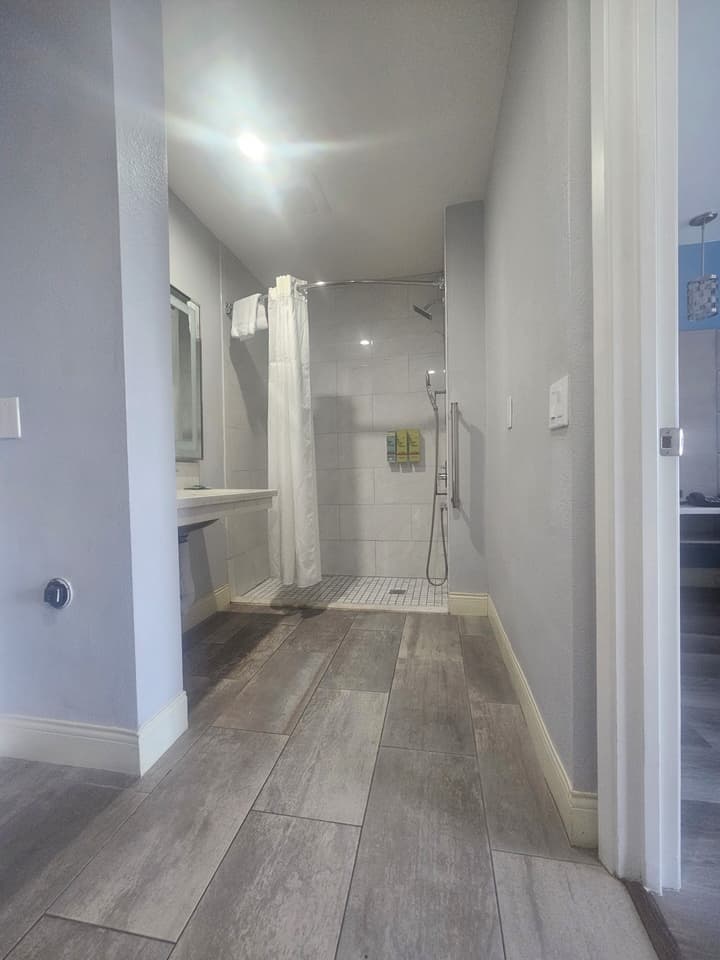 Best Western Orange Plaza