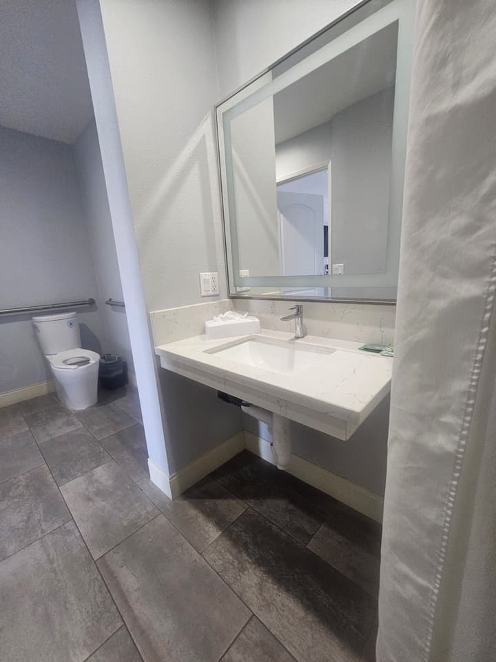 Best Western Orange Plaza