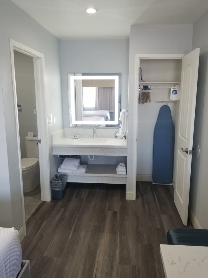 Best Western Orange Plaza