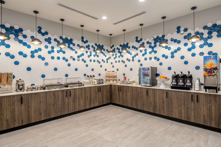 La Quinta Inn & Suites by Wyndham Spokane Downtown