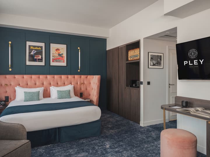 Pley Hotel