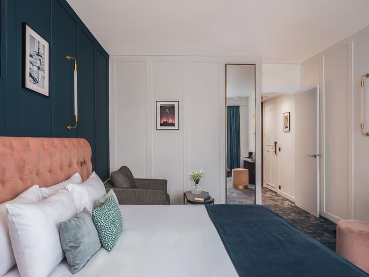 Pley Hotel