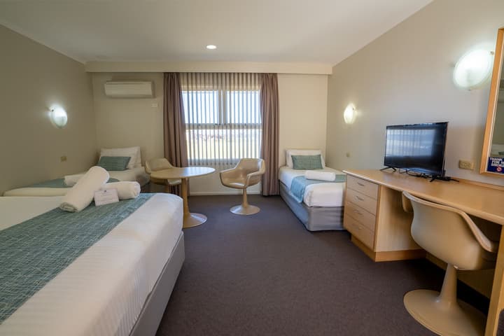 Hospitality Carnarvon, SureStay Collection by Best Western