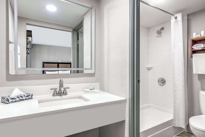 Baymont by Wyndham Austin University Area