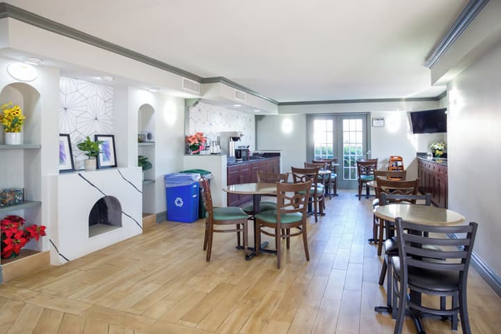 Baymont by Wyndham Austin University Area