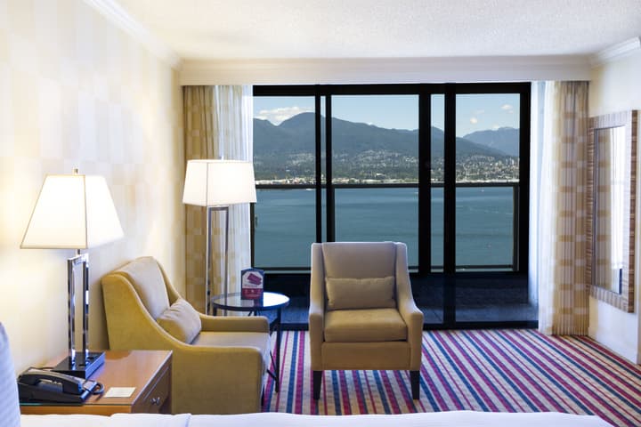 Pinnacle Hotel Harbourfront