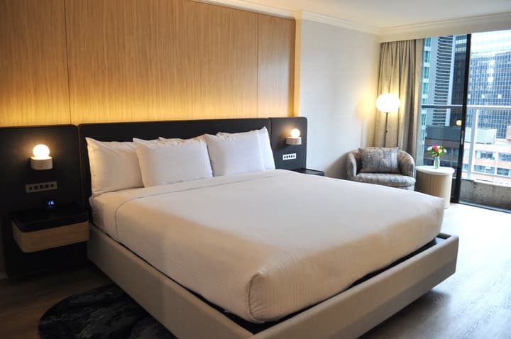 Pinnacle Hotel Harbourfront