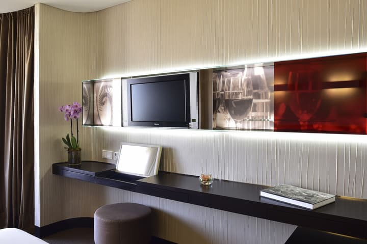 Porto Palácio Hotel by The Editory