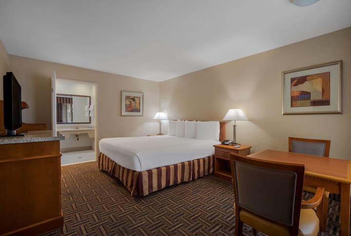 Best Western Norwalk Inn