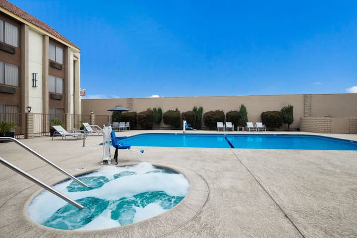 Best Western Norwalk Inn