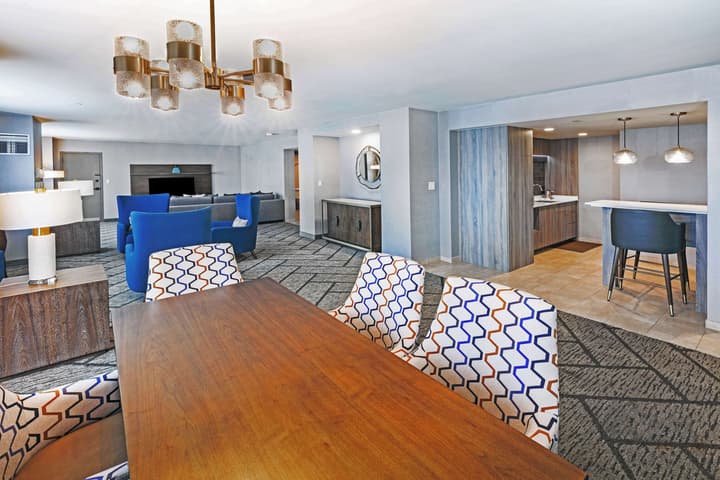 DoubleTree by Hilton Tulsa Downtown
