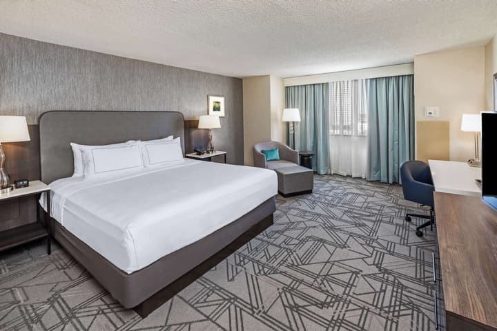 DoubleTree by Hilton Tulsa Downtown