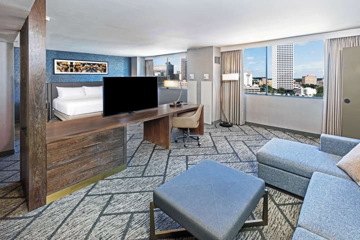 DoubleTree by Hilton Tulsa Downtown