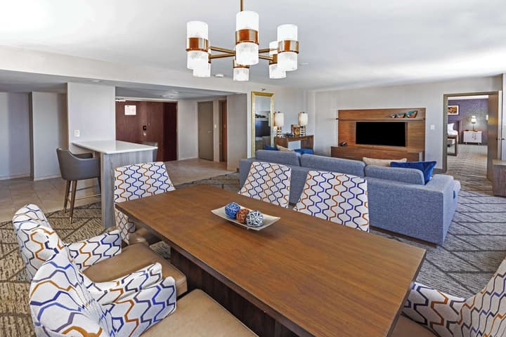 DoubleTree by Hilton Tulsa Downtown