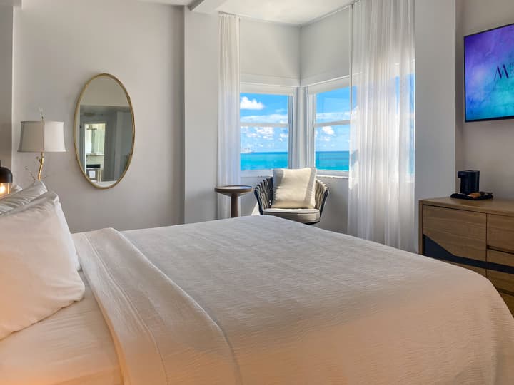 Marseilles Beachfront Hotel