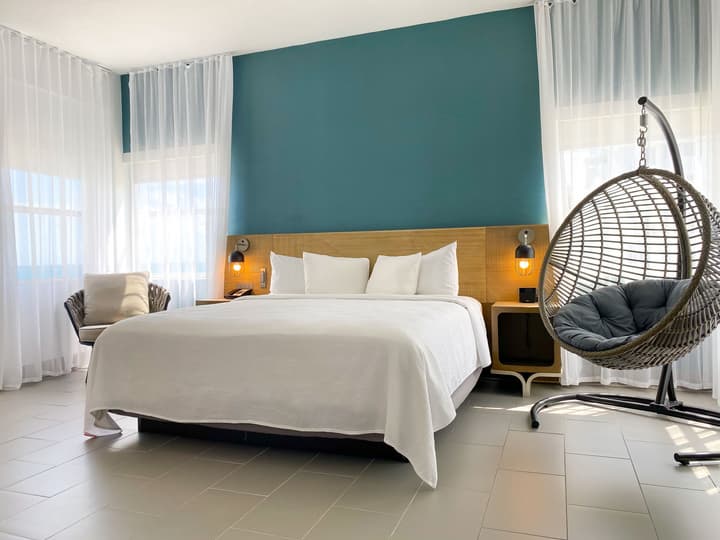 Marseilles Beachfront Hotel