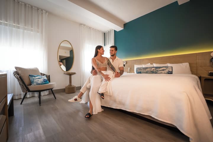 Marseilles Beachfront Hotel