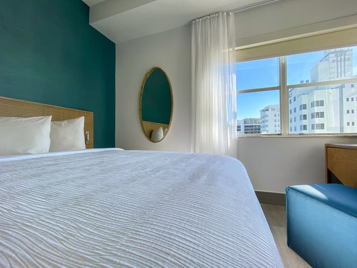 Marseilles Beachfront Hotel