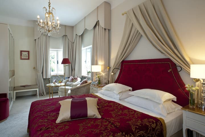 Schloss Mönchstein Hotel