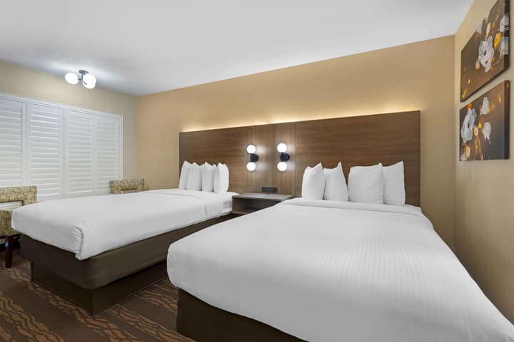 Best Western Plus Stovall's Inn