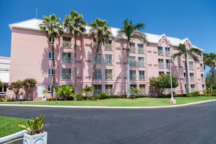 Comfort Suites Paradise Island