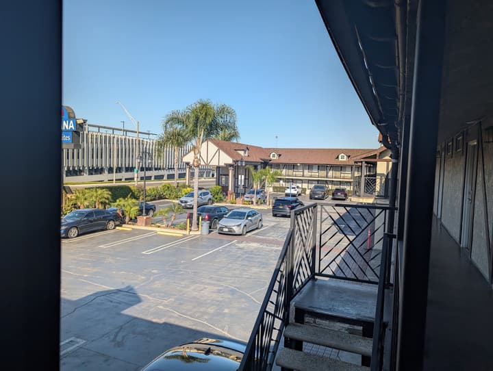 Cabana Inn & Suites