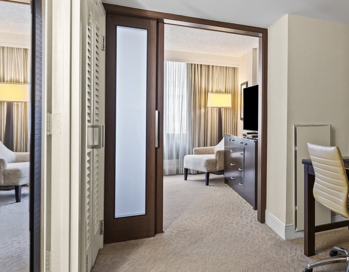 DoubleTree by Hilton Washington DC - Crystal City