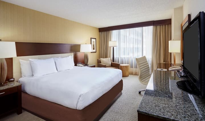 DoubleTree by Hilton Washington DC - Crystal City