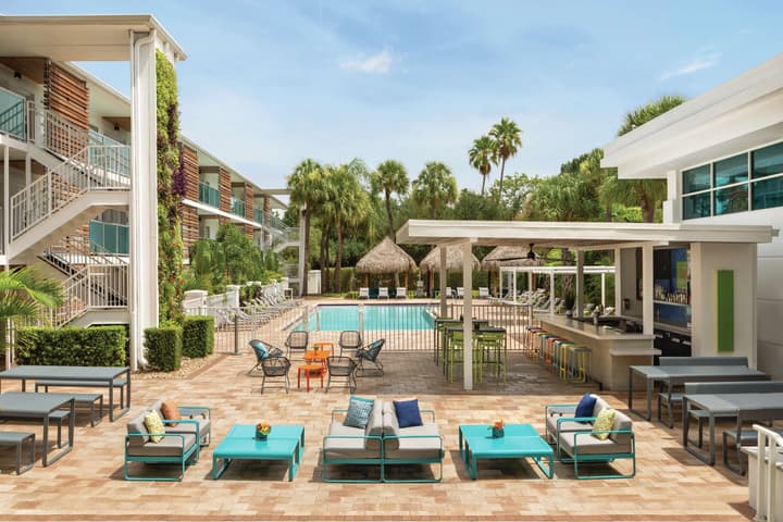 Hotel Alba, Tapestry Collection by Hilton