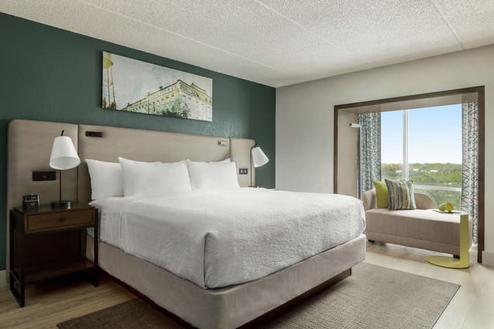 Hotel Alba, Tapestry Collection by Hilton