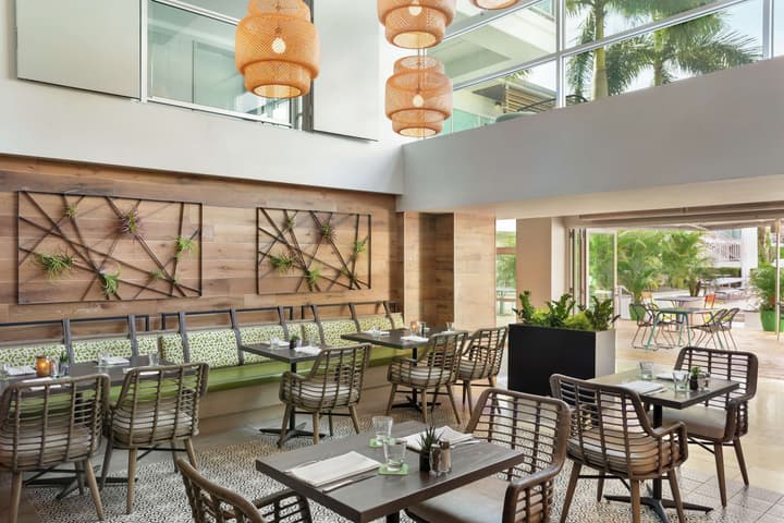 Hotel Alba, Tapestry Collection by Hilton