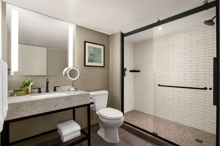 Hotel Alba, Tapestry Collection by Hilton