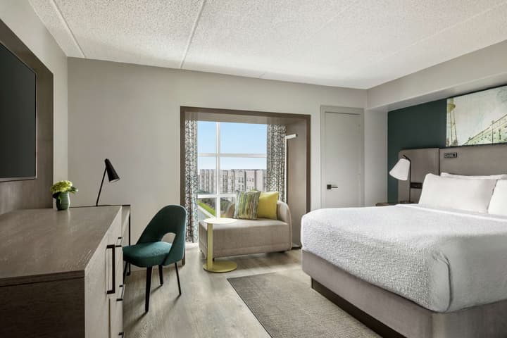 Hotel Alba, Tapestry Collection by Hilton