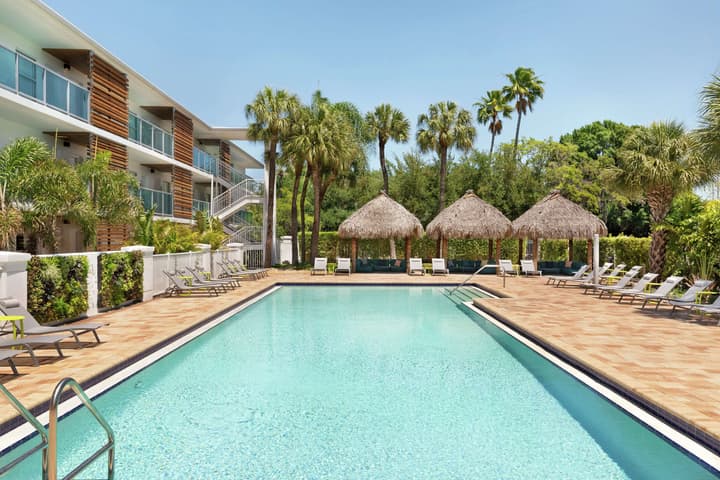 Hotel Alba, Tapestry Collection by Hilton
