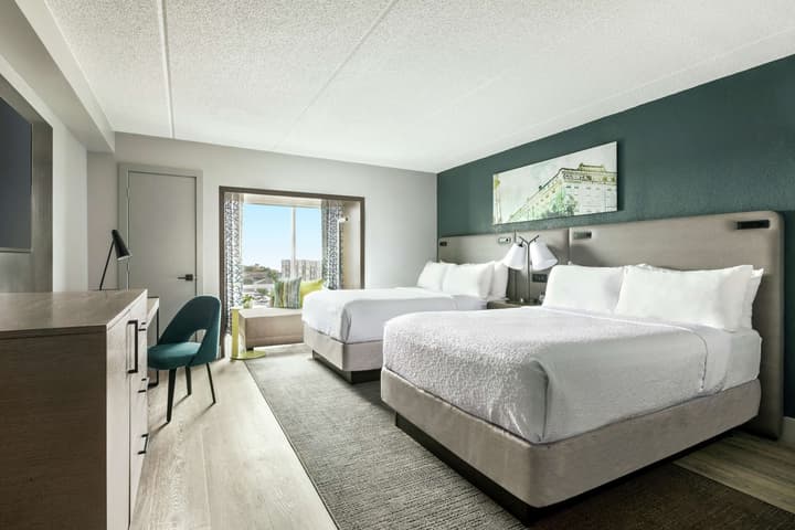 Hotel Alba, Tapestry Collection by Hilton