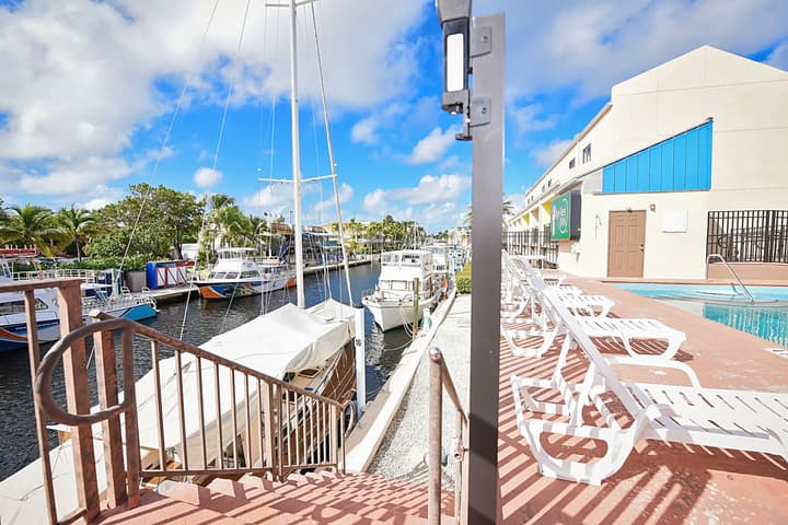Waterside Suites & Marina