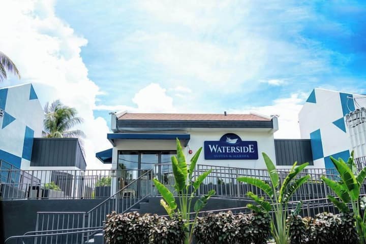 Waterside Suites & Marina