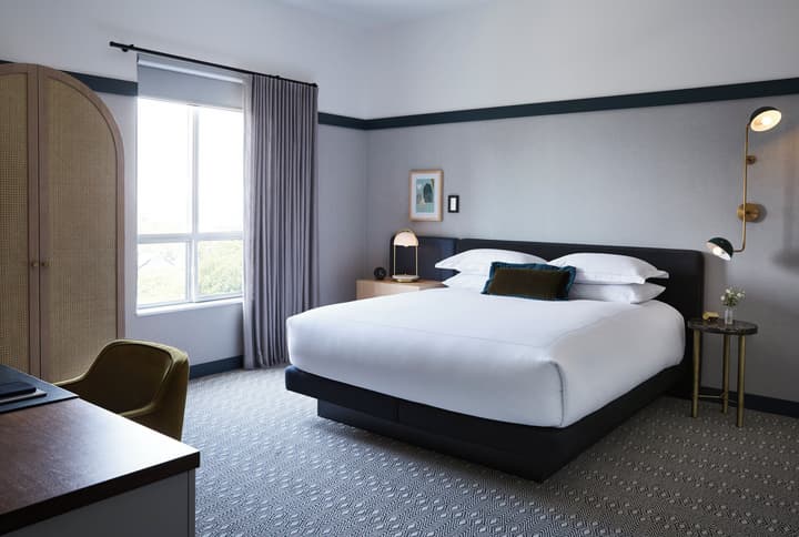 Kimpton Saint George by IHG