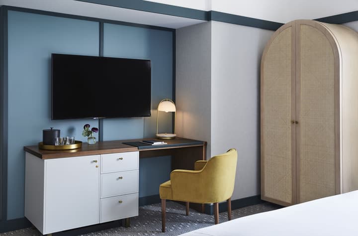 Kimpton Saint George by IHG