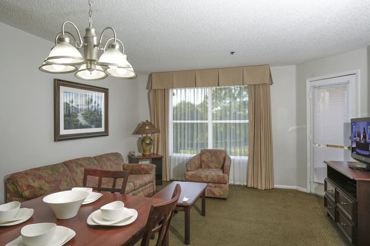 Parc Corniche Condominium Suite Hotel