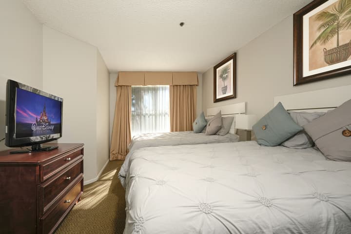 Parc Corniche Condominium Suite Hotel